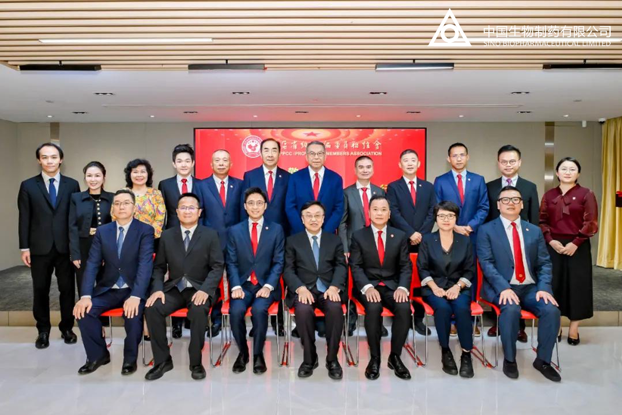 ����ʡί��Ƿ��һ�е��ø���ʡ����ЭίԱ����� л����Я�ֿ������ۺ�����ƪ��