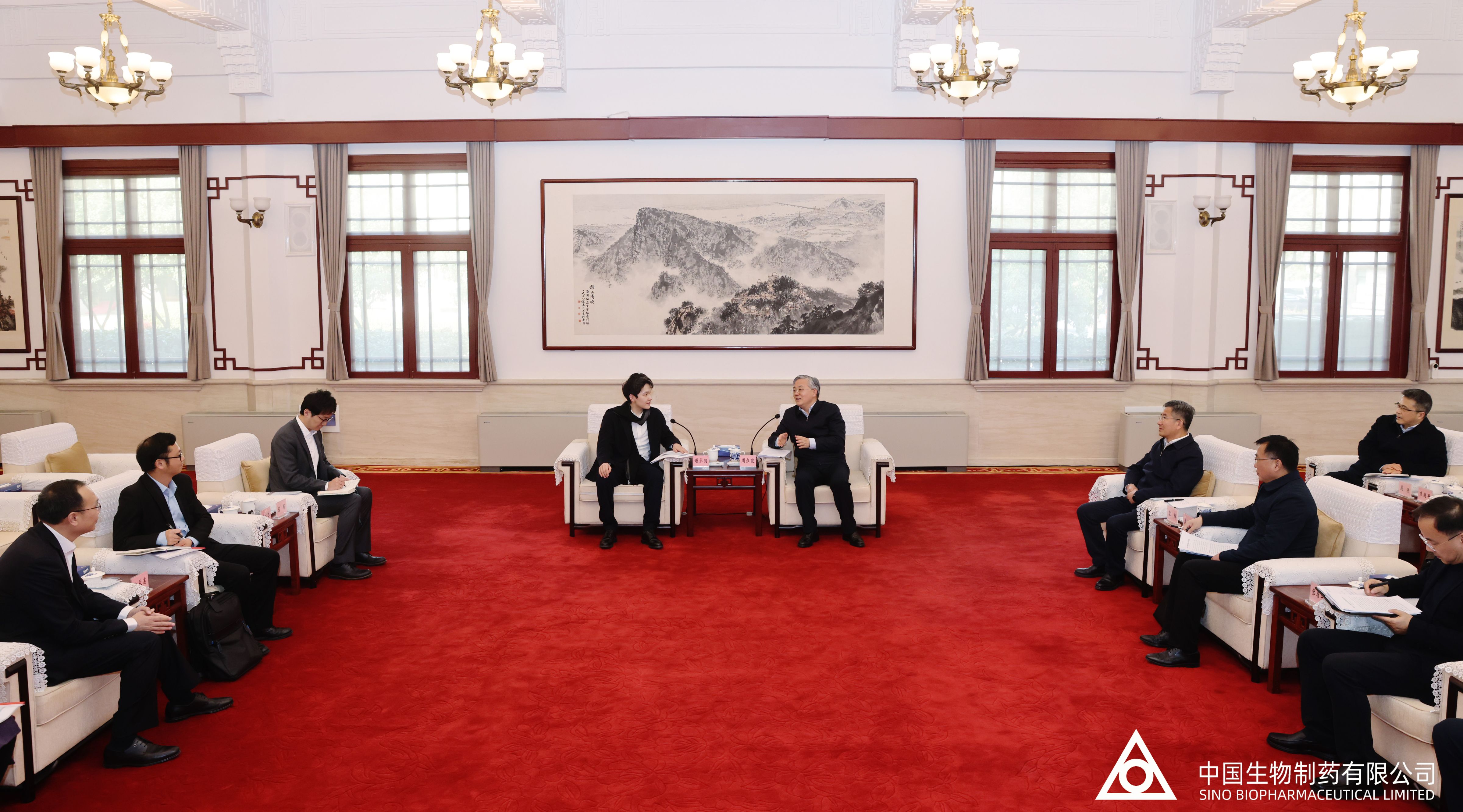 �Ͼ���ί����ܺ첨���л����֧�ִ�����ڼ�������ҵ ��������ҽҩ���������ߵ�